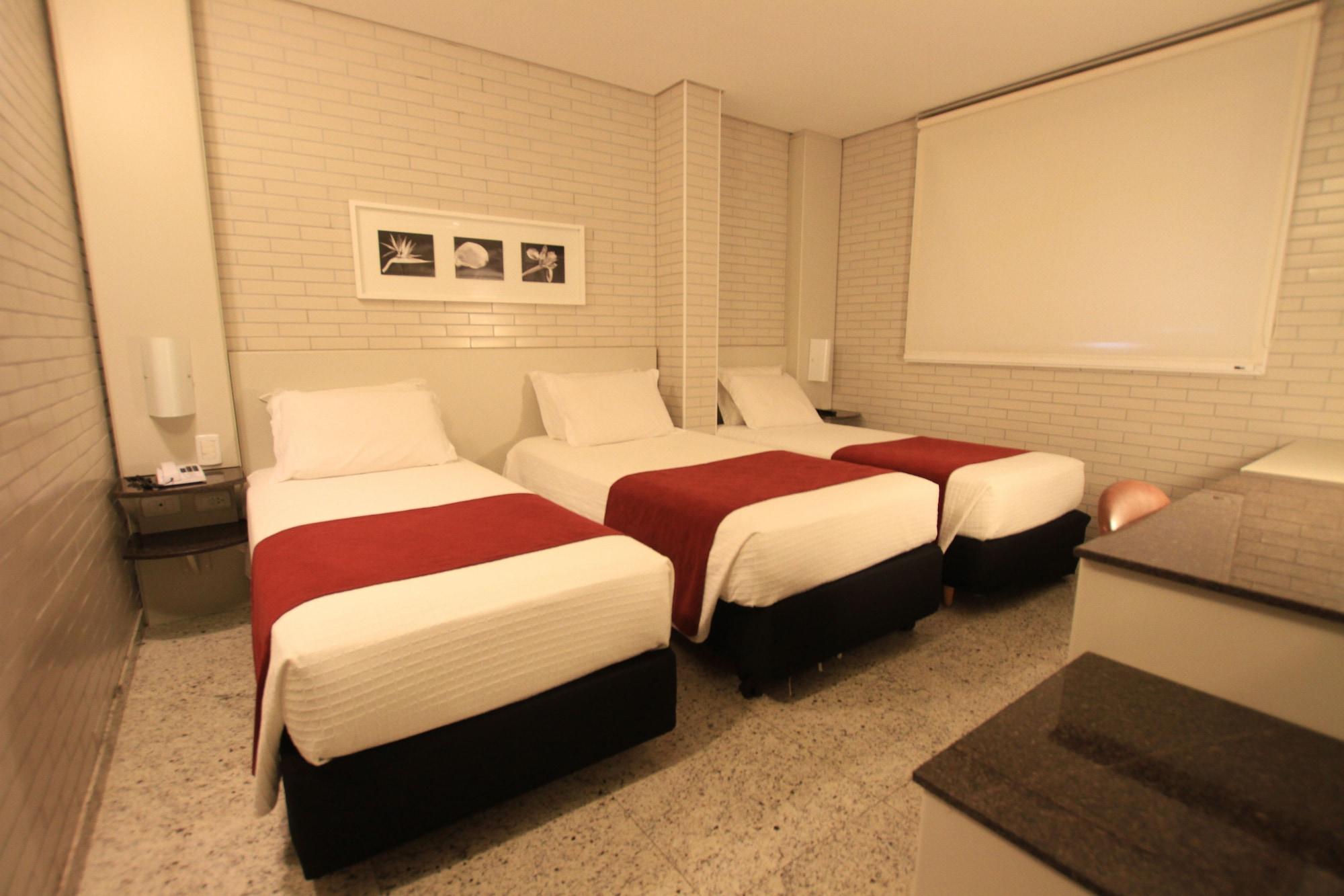 Hotel Confiance Batel Curitiba Bagian luar foto