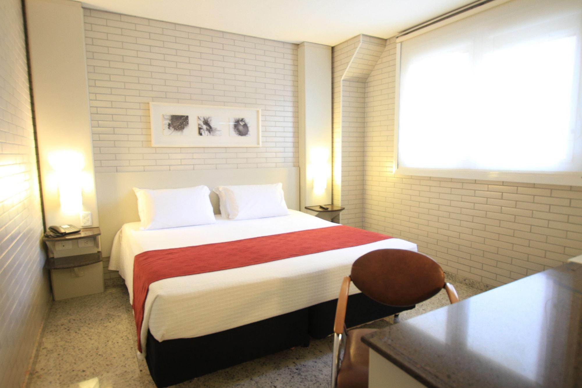 Hotel Confiance Batel Curitiba Bagian luar foto