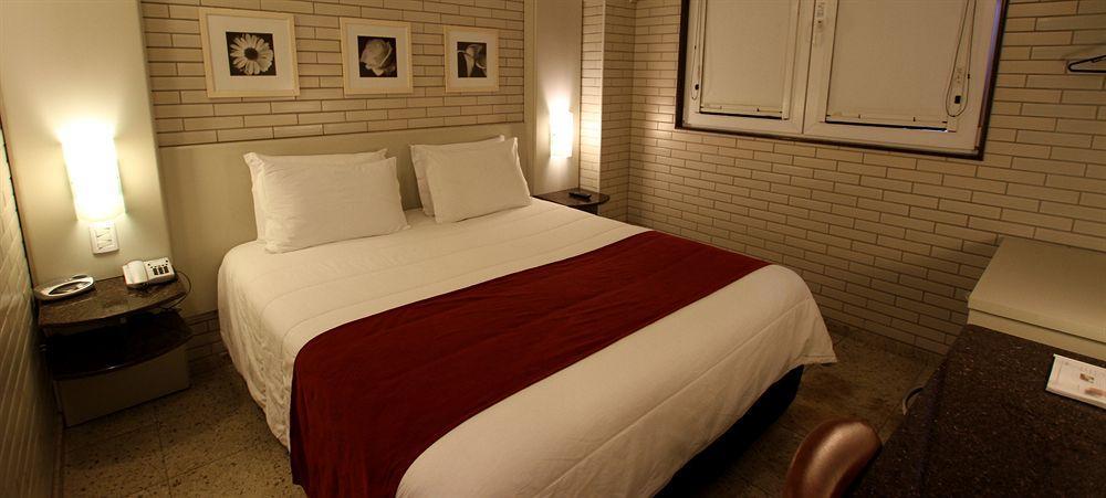 Hotel Confiance Batel Curitiba Bagian luar foto