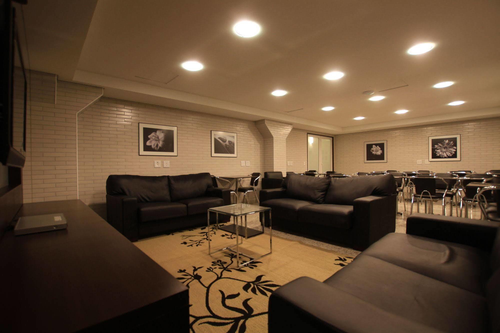 Hotel Confiance Batel Curitiba Bagian luar foto