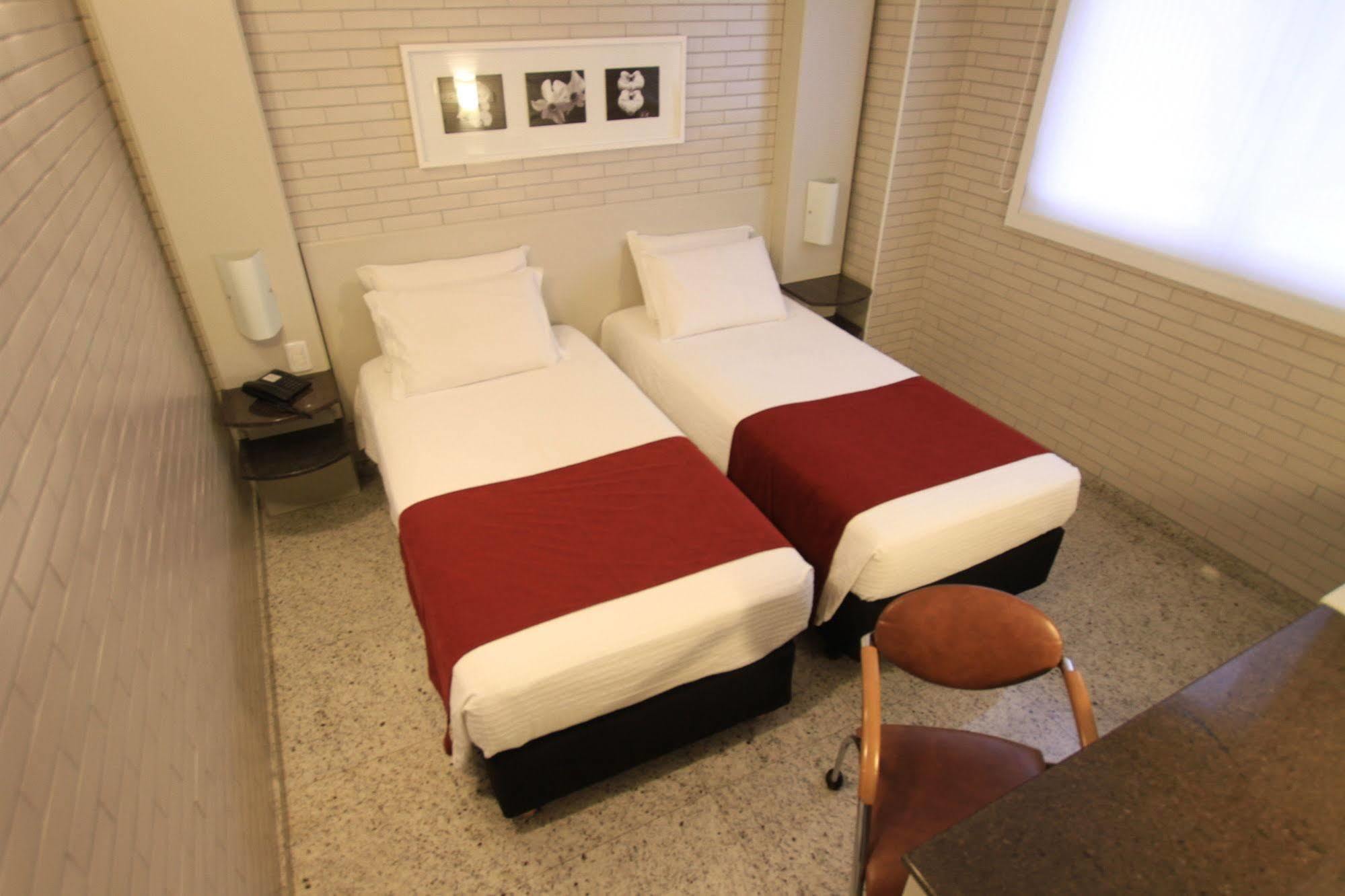 Hotel Confiance Batel Curitiba Bagian luar foto