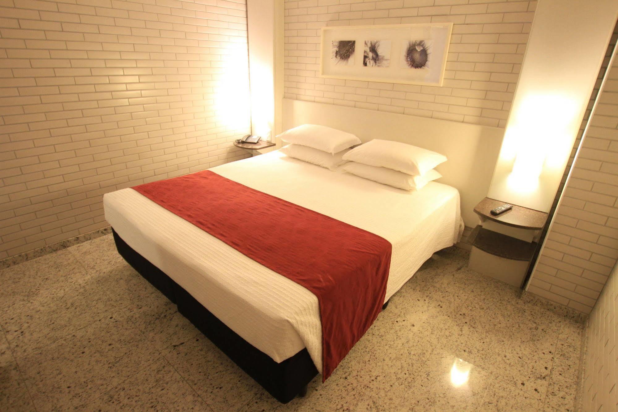 Hotel Confiance Batel Curitiba Bagian luar foto